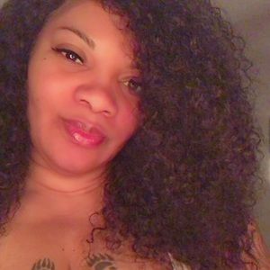 Meet your Posher, Loretta